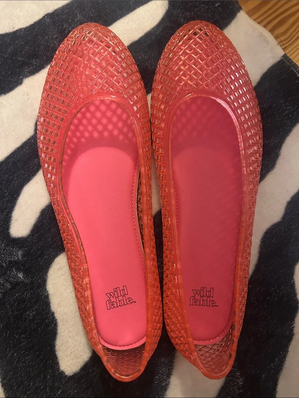 Summer clearance shoes bundle ; flats, flip flops, slides, ballet jelly shoes